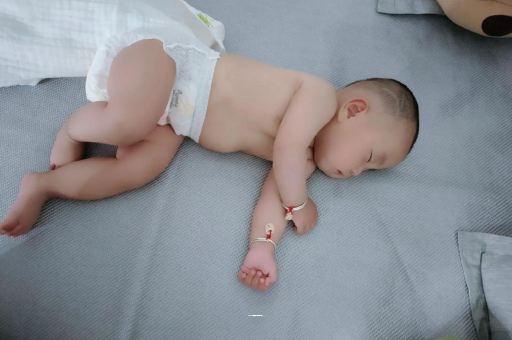 娄底宝宝发烧可以喝牛奶吗